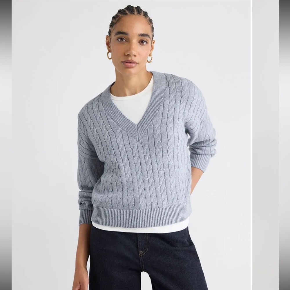 New RW&CO women's Merino wool cotton blend V-neck cable knit sweater size S/M